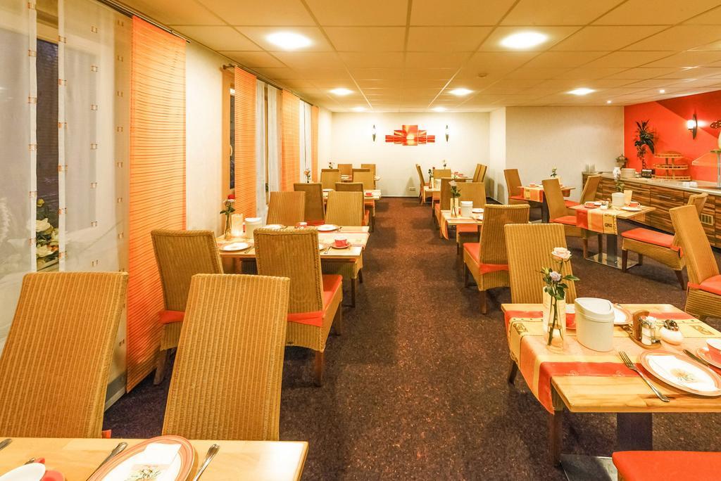 Hotel Restaurant Zum Werdersee Bremen Bagian luar foto