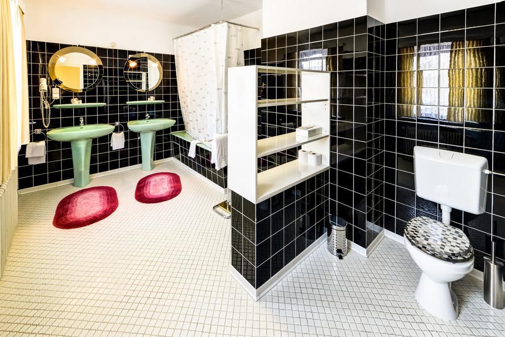 Hotel Restaurant Zum Werdersee Bremen Bagian luar foto
