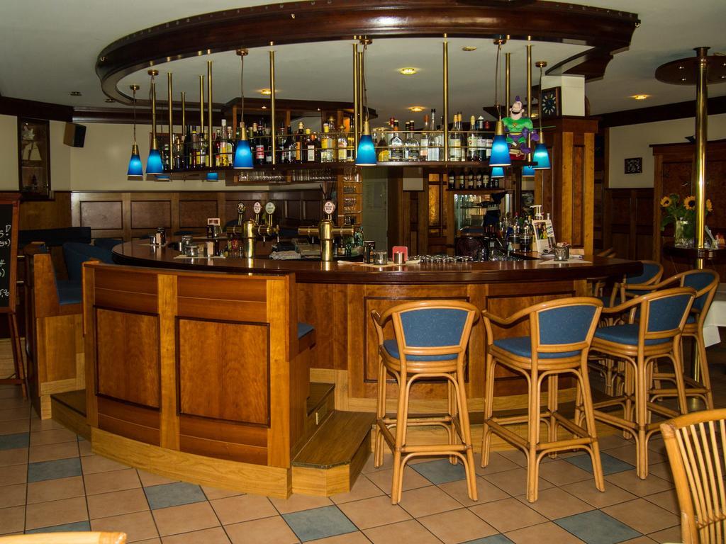 Hotel Restaurant Zum Werdersee Bremen Bagian luar foto
