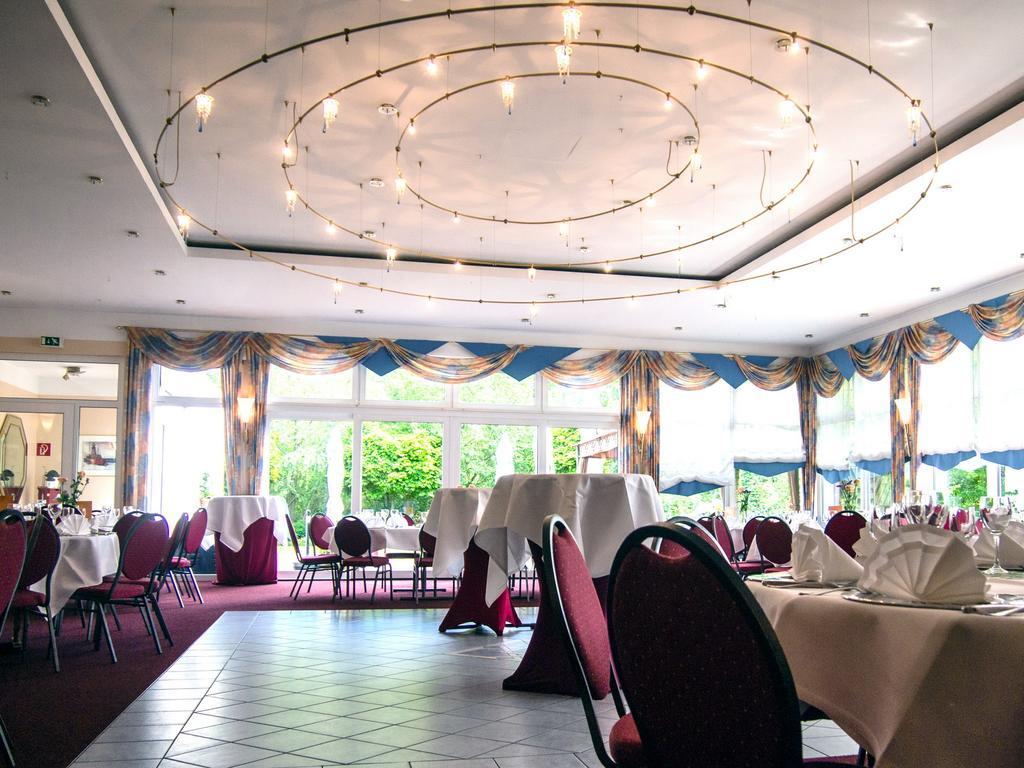 Hotel Restaurant Zum Werdersee Bremen Bagian luar foto