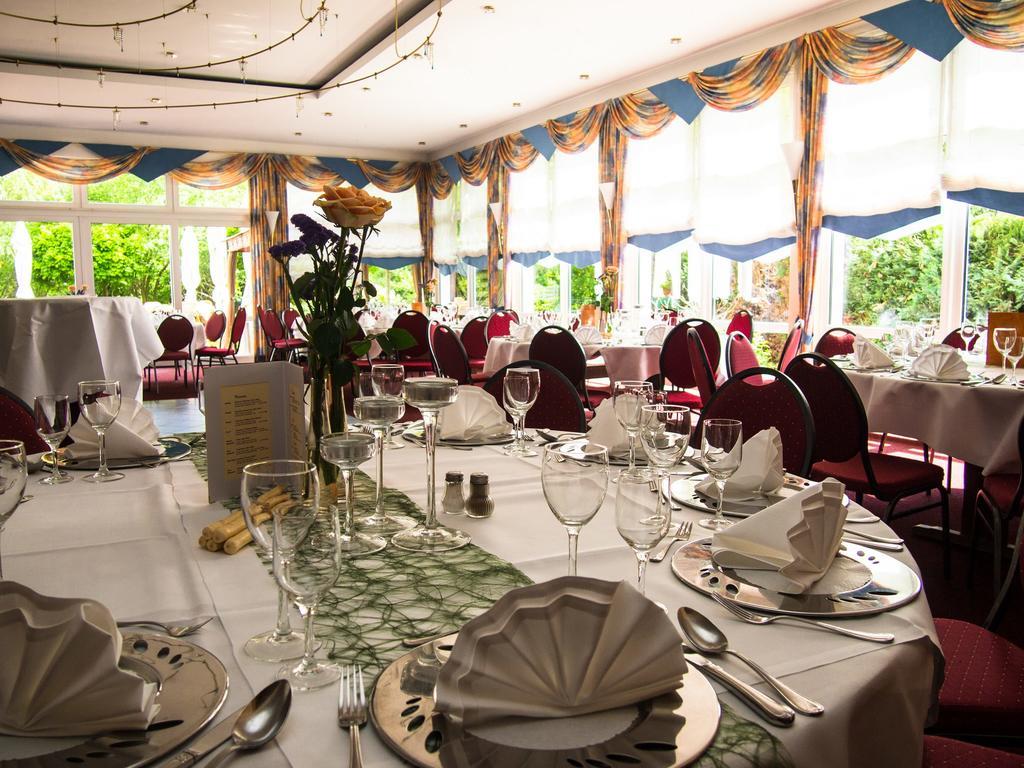 Hotel Restaurant Zum Werdersee Bremen Bagian luar foto