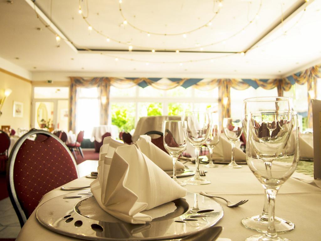 Hotel Restaurant Zum Werdersee Bremen Bagian luar foto