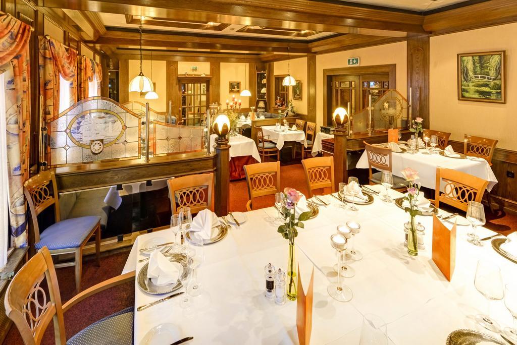 Hotel Restaurant Zum Werdersee Bremen Bagian luar foto